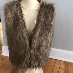 Wenxi Faux Fur Vest Nwt Large 